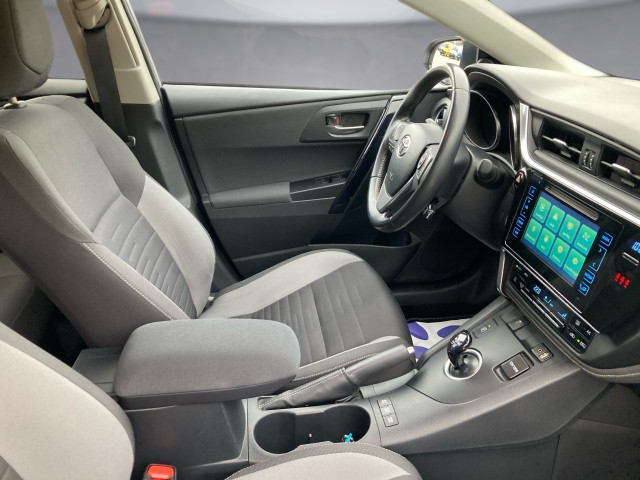 Bild 10: Toyota Auris TS 1,8 VVT-i H