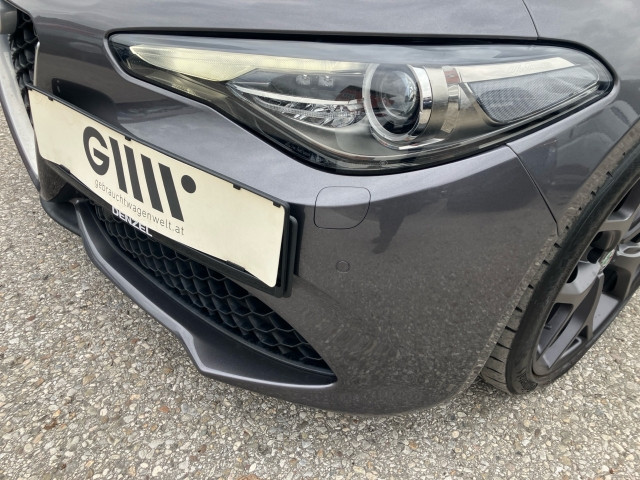 Bild 6: Alfa Giulia Veloce 2,2 210 ATX AWD