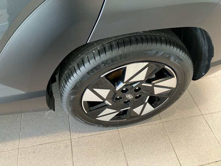 Bild 5: Hyundai Kona 1,0 T-GDi 2WD Prestige Line DCT