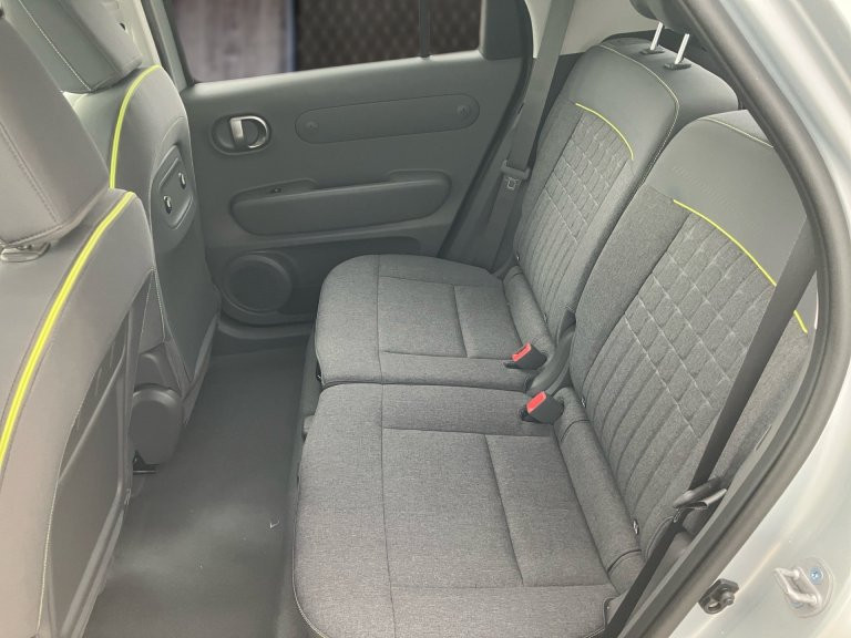 Bild 10: Hyundai INSTER Cross Line 49kWh r5c41-P4-O1