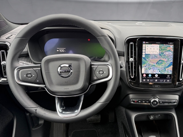 Bild 9: VOLVO PKW EX40 Black Edition Ultra, Single Motor Extended Range, Volle