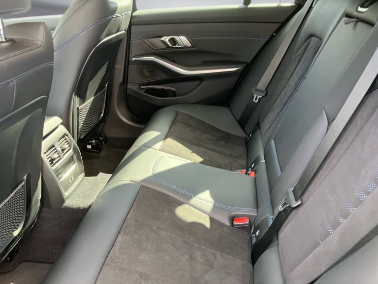 Bild 10: BMW 330e xDrive Touring G21 XB1