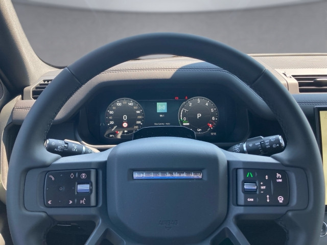 Bild 9: Land Rover Defender 110 X-Dyn. SE 300PS