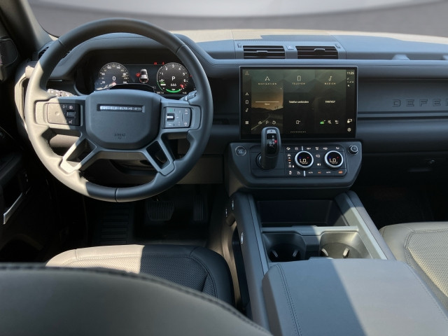 Bild 5: Land Rover Defender 110 P300e X-Dynamic