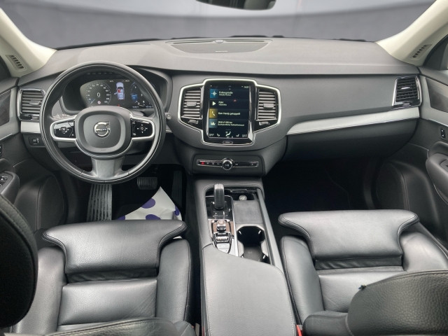 Bild 8: VOLVO PKW XC90 B5 AWD Momentum