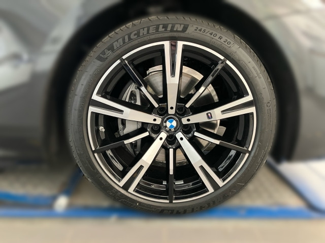 Bild 6: BMW i5 xDrive40 Touring