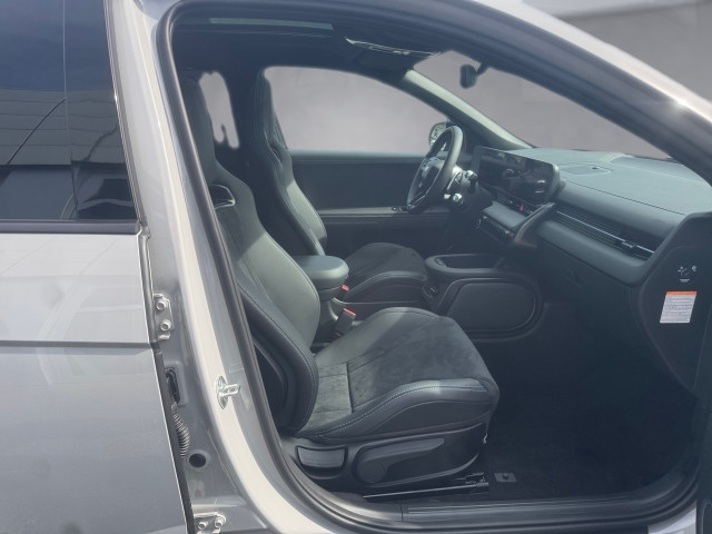 Bild 8: Hyundai IONIQ 5 N Long Range 84,0 kWh 4WD