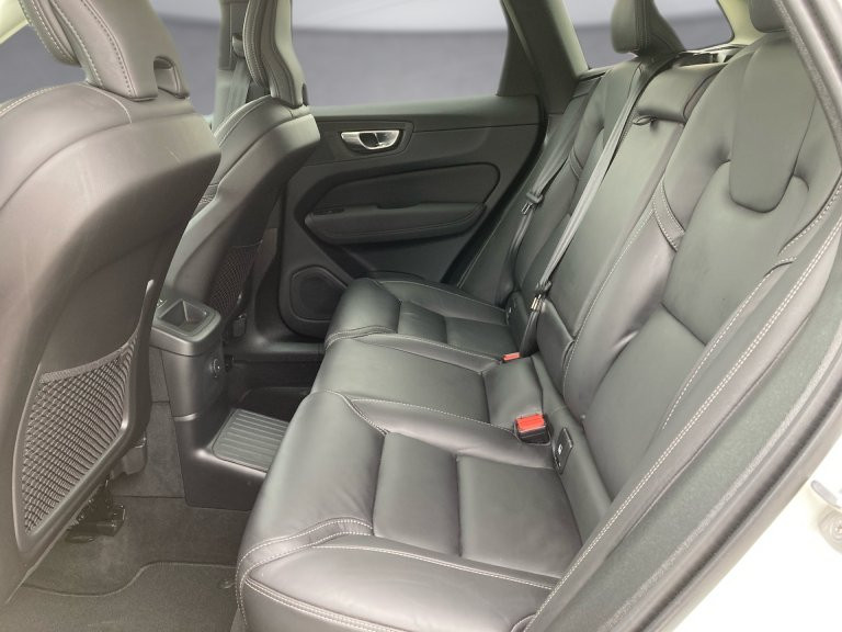 Bild 11: VOLVO PKW XC60 Plus, T6 eAWD Plug-in Hybrid, Elektrisch/Benzin, Bright