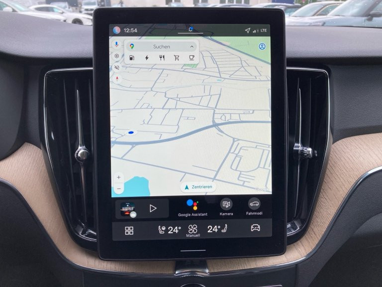 Bild 13: VOLVO PKW XC60 Plus, T6 eAWD Plug-in Hybrid, Elektrisch/Benzin, Bright