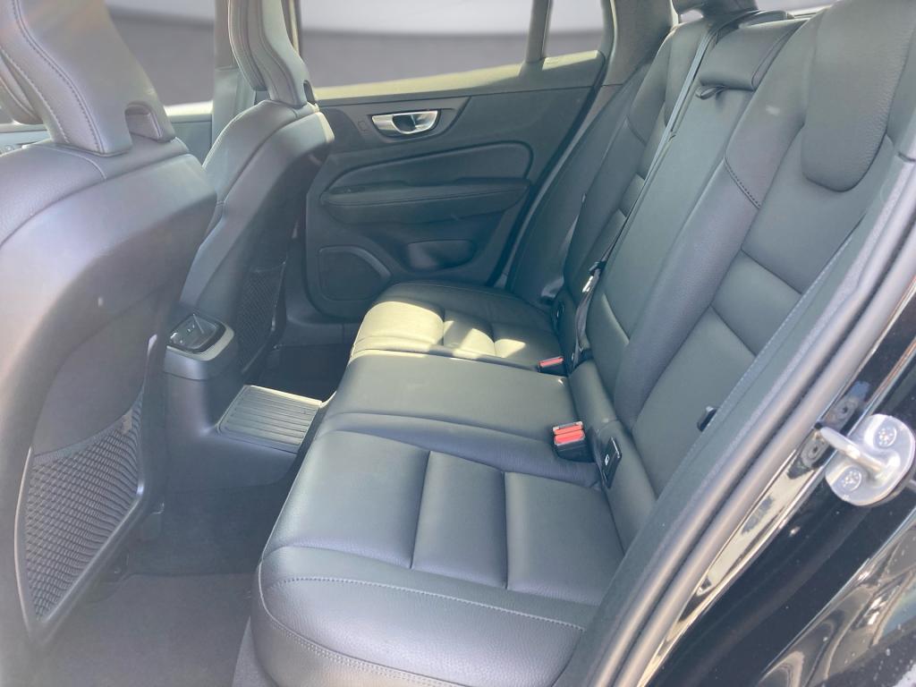 Bild 11: VOLVO PKW V60 Plus, T6 eAWD Plug-in Hybrid, Elektrisch/Benzin, Dark