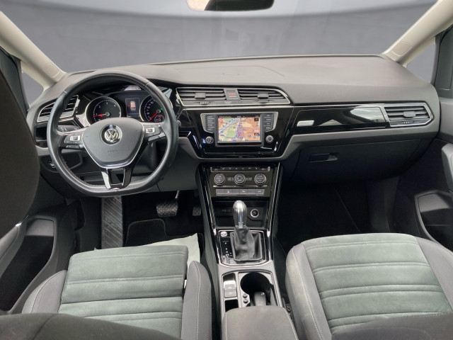 Bild 8: VW Touran Highline 1,6
