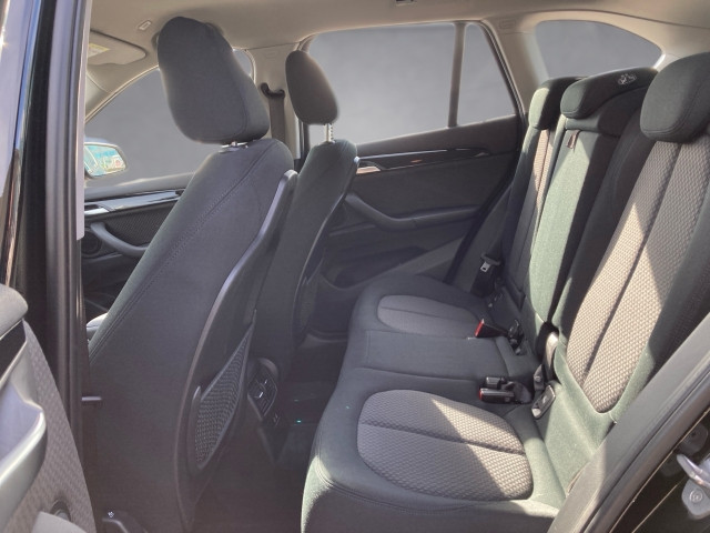 Bild 11: BMW X1 sDrive16d Advanta