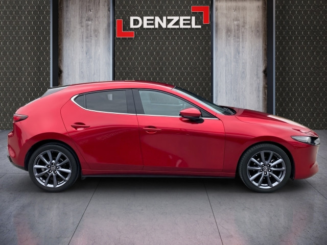 Bild 10: Mazda 3 Skyactiv-G122