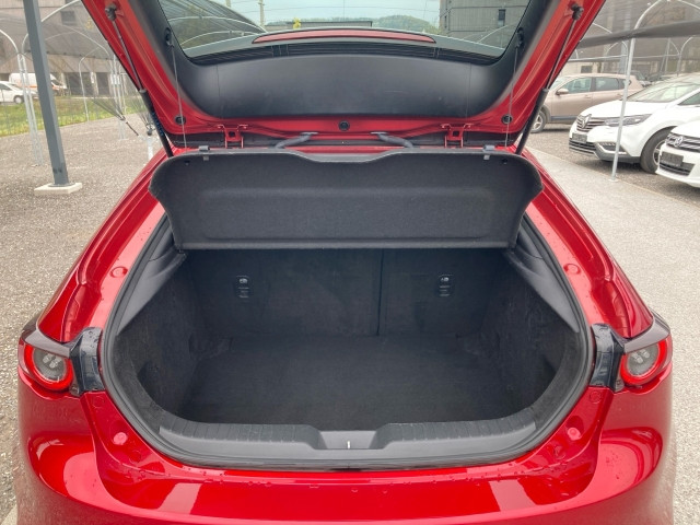 Bild 4: Mazda 3 Skyactiv-G122