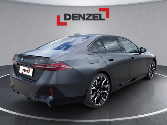 Bild 3: BMW i5 eDrive40 Limousine