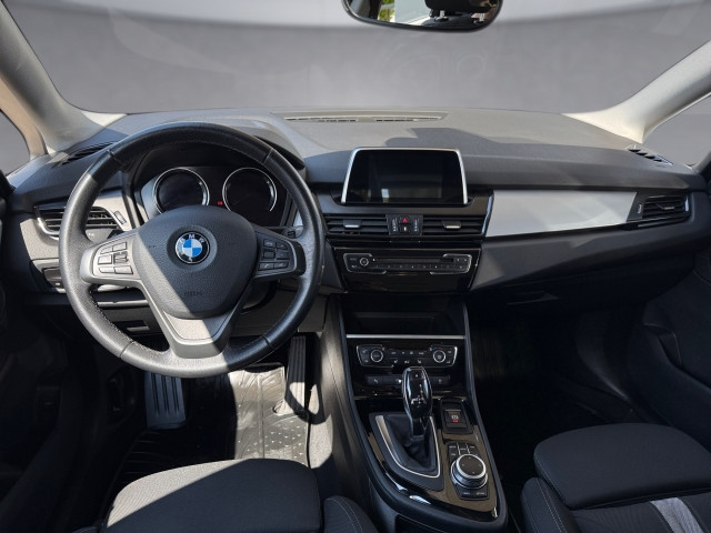 Bild 8: BMW 218d xDrive Active Tourer