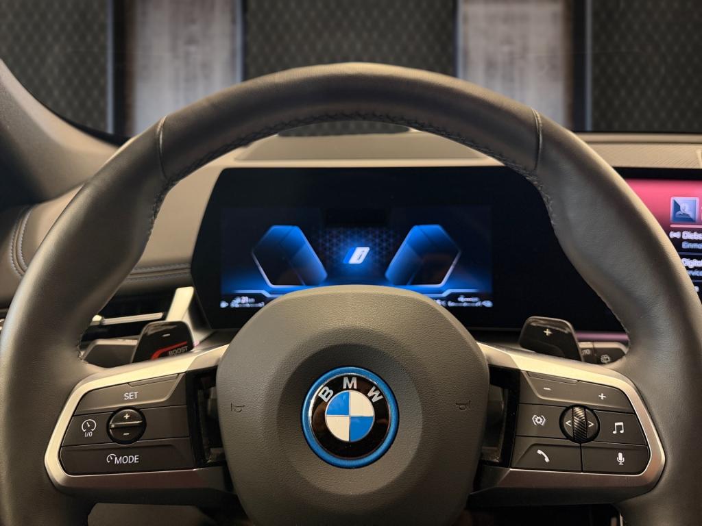 Bild 9: BMW X1 xDrive30e U11 XB2