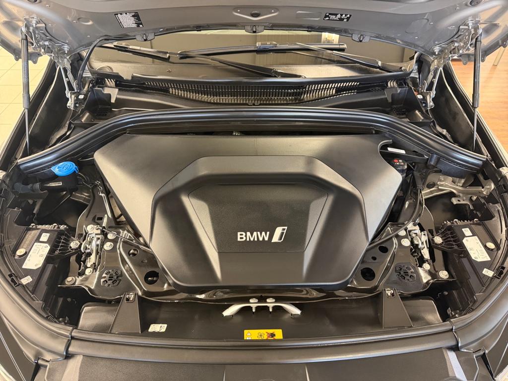 Bild 14: BMW iX1 eDrive20 U11 HB0