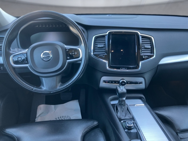 Bild 8: VOLVO PKW XC90 D5 AWD A Momentum 7-Sitzer 8-Gang Automatik