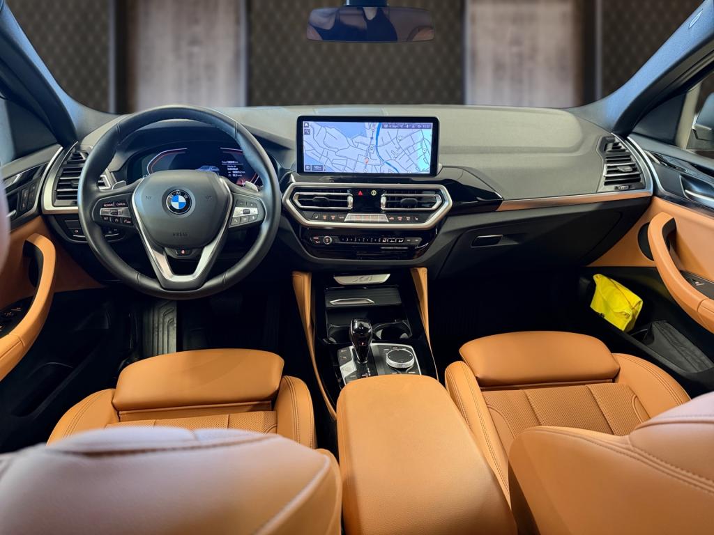 Bild 8: BMW X4 xDrive 20d 48 V A