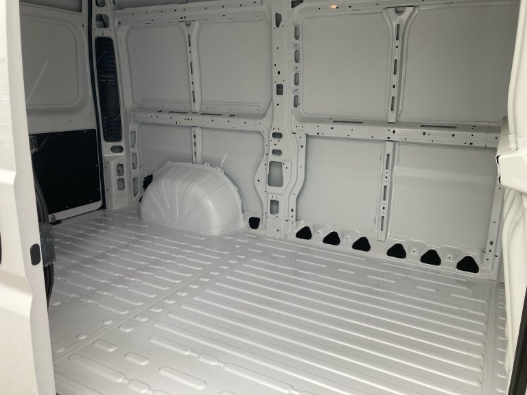 Bild 8: Fiat Transporter Ducato 30 L2H2 120