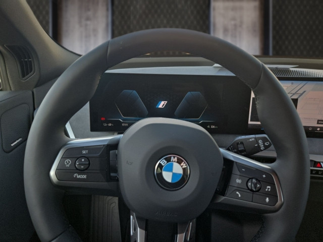Bild 9: BMW PKW i-Serie iX xDrive45 I20