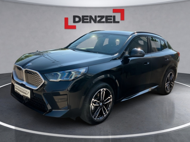 Bild 0: BMW iX2 eDrive 20 U10