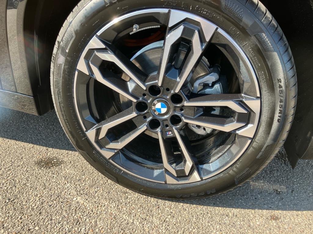 Bild 7: BMW iX2 eDrive 20 U10