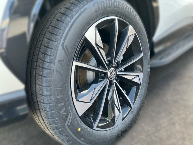 Bild 6: MG HS HEV Luxury Lenkradhzg. 25.5