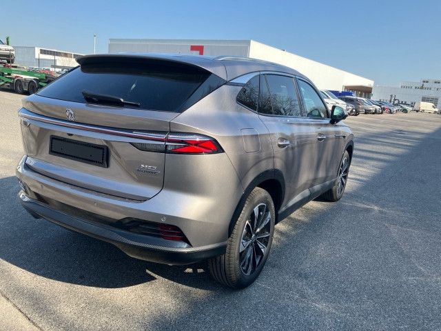 Bild 14: MG HS HEV Luxury Lenkradhzg. 25.5