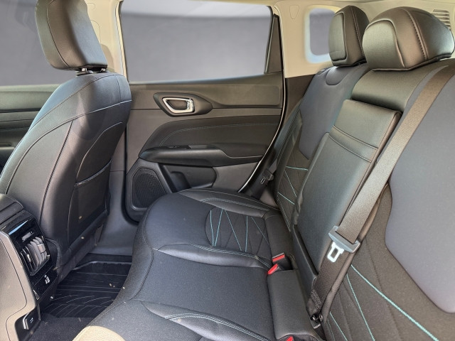 Bild 11: Jeep Compass 1.3 PHEV