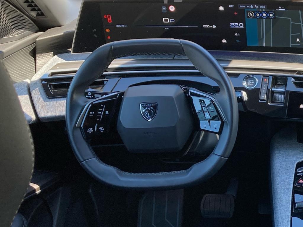 Bild 9: Peugeot 5008 Allure Hybrid 145 eDCS6