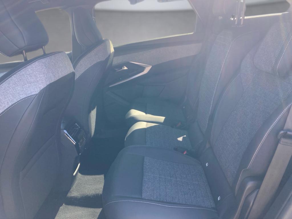 Bild 11: Peugeot 5008 Allure Hybrid 145 eDCS6