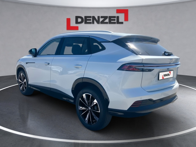 Bild 1: MG HS HEV Luxury Lenkradhzg. 25.5