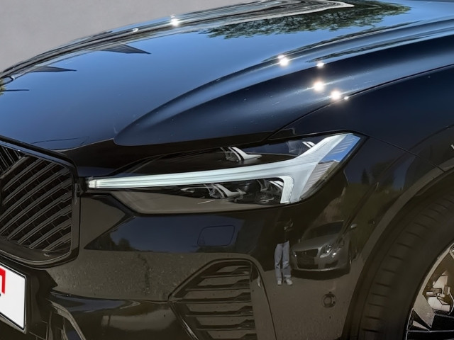 Bild 6: VOLVO PKW XC60 Black Edition Plus, T6 eAWD Plug-in Hybrid, Elektrisch/