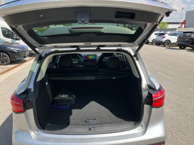 Bild 12: MG EHS PHEV Luxury Lede