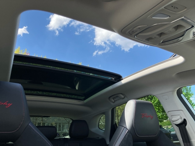 Bild 13: MG EHS PHEV Luxury Lede