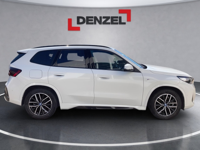 Bild 4: BMW iX1 xDrive30 U11