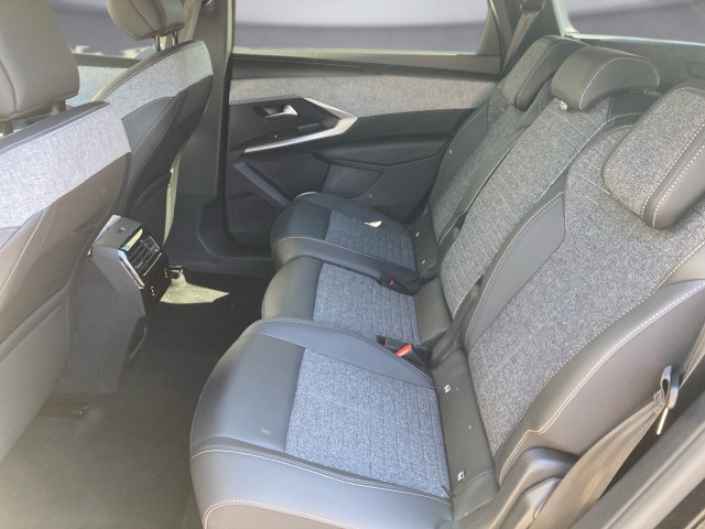 Bild 11: Peugeot 5008 Allure H<brid 145 e-DCS6