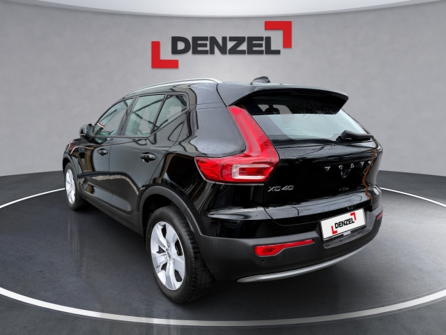 Bild 2: VOLVO PKW XC40 D3 Momentum Geartronic