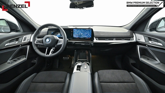 Bild 10: BMW iX2 eDrive20 U10 HB0