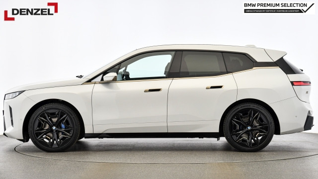 Bild 1: BMW PKW i-Serie iX xDrive45