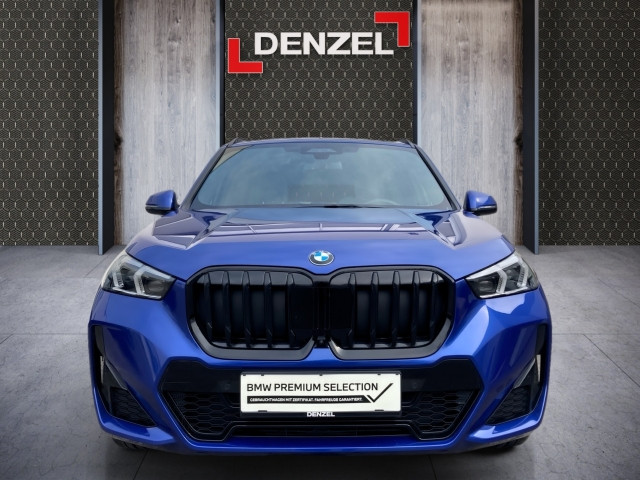 Bild 12: BMW X1 xDrive23d U11