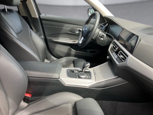 Bild 7: BMW 320d Touring G21 XD5