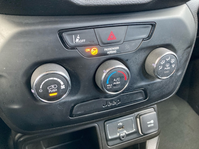 Bild 13: Jeep Renegade Sport 1,0 120 PS MT