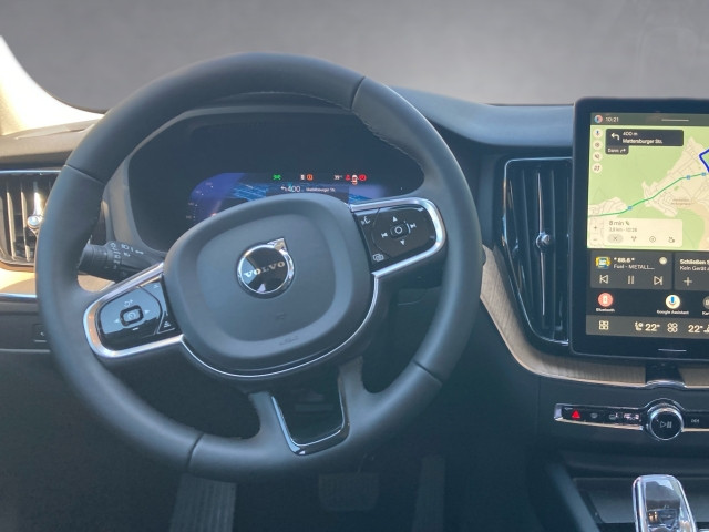 Bild 7: VOLVO PKW XC60 Plus, T6 AWD Plug-in Hybrid, Elektrisch/Benzin, Dark