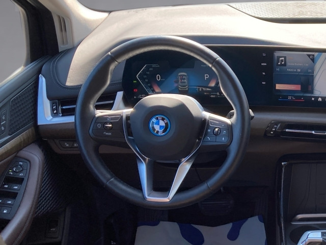 Bild 9: BMW 225e xDrive A.T. U06 PHEV