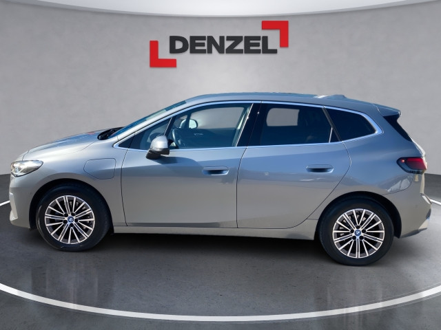 Bild 1: BMW 225e xDrive A.T. U06 PHEV