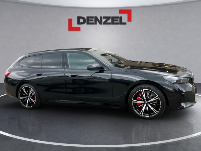 Bild 10: BMW i5 xDrive40 Touring