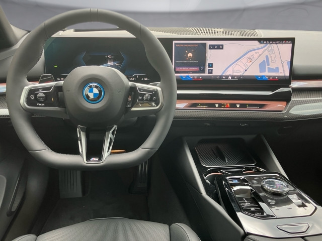 Bild 5: BMW i5 xDrive40 Touring